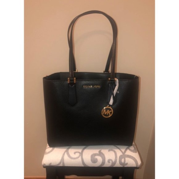 Michael Kors Kimberly 3 in 1 tote - Picture 2 of 7